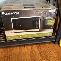 Panasonic Microwave Oven 