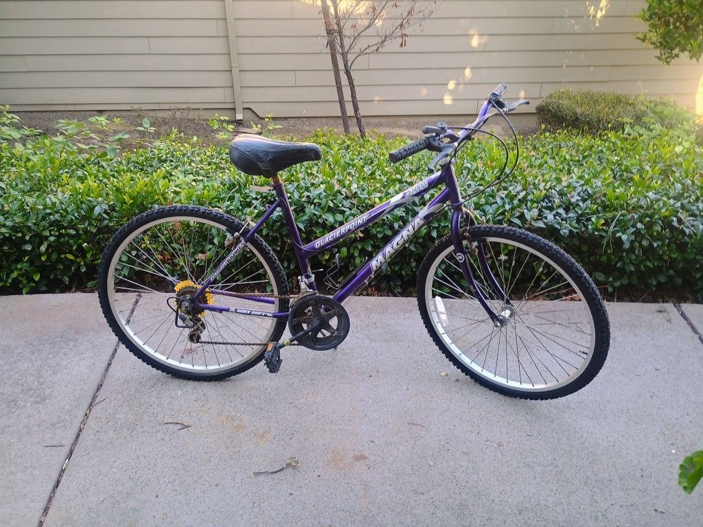 Magna Glacier Point Mountain Bike