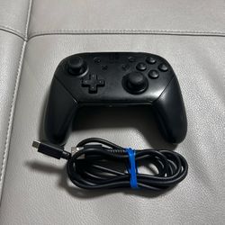Nintendo Switch Pro Controller 