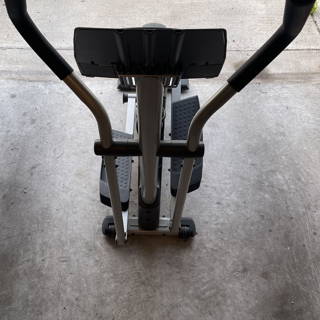 Proform focus adjustable stride elliptical sale
