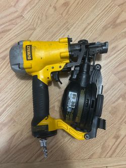 DEWALT DW46RN Pneumatic Coil Roofing Nailer – Works Great