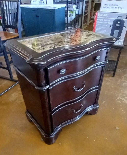 Unbranded Tomlyn 3 Drawer Nightstand in Dark Cherry