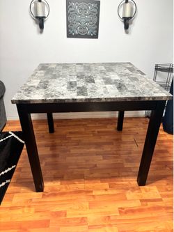Dinning Table and chairs