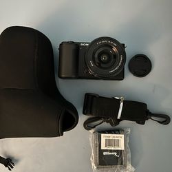 Sony Zv-e10 With Sony 16-50mm