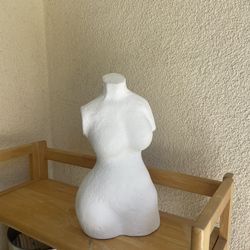 Statue 