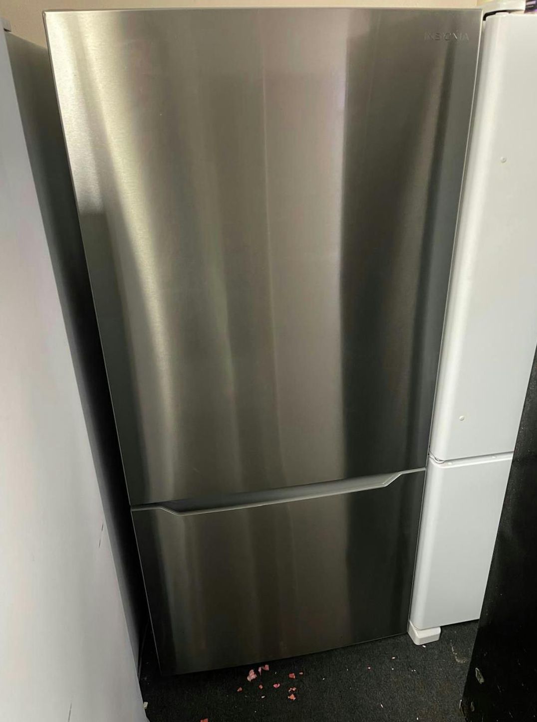 Insignia Fridge Bottom Freezer Style in Stainless