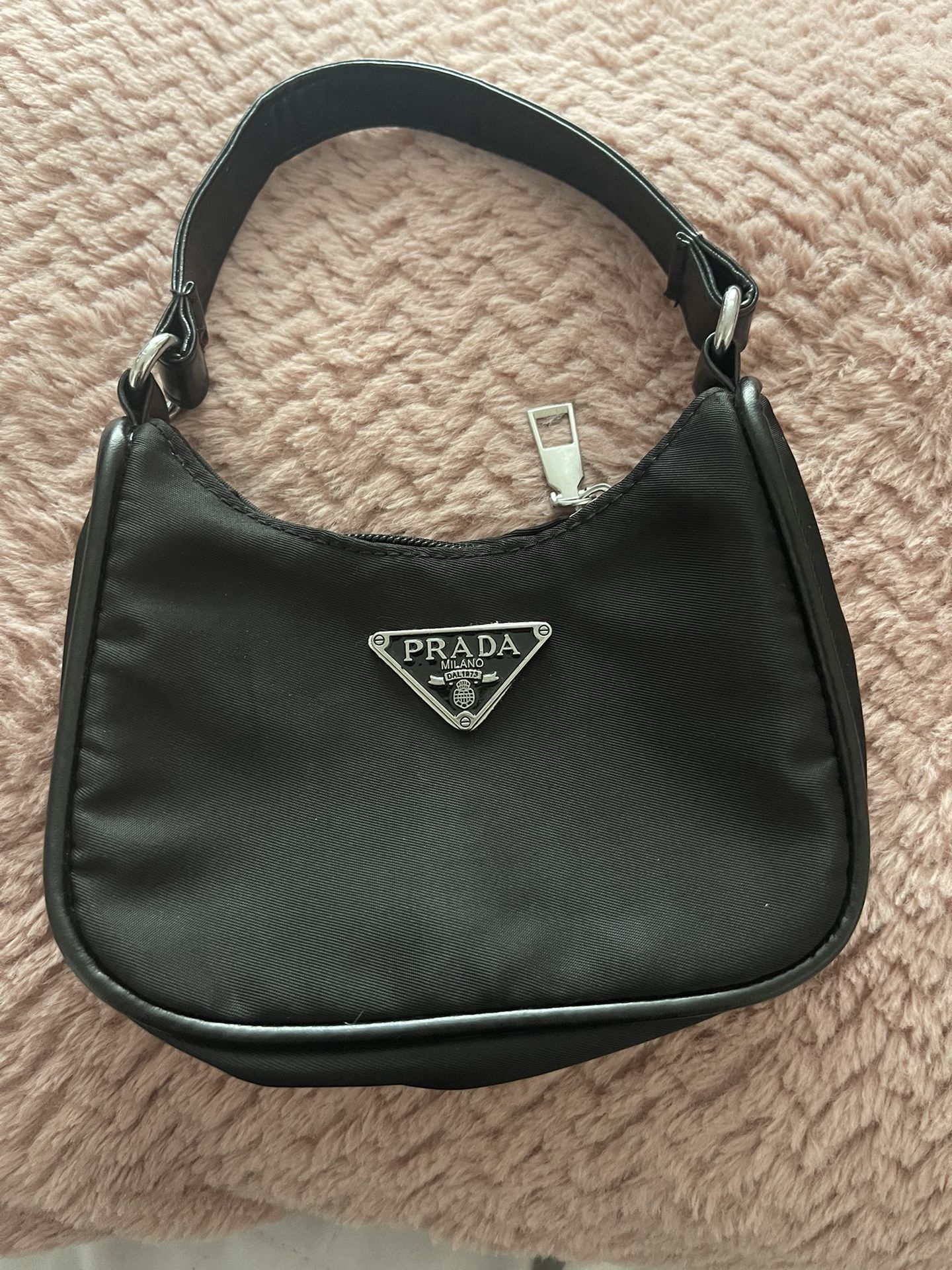 New Handbag 80 Dlls ❤️