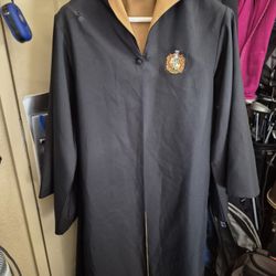   Harry Potter Hufflepuff Cloak From Universal Studios