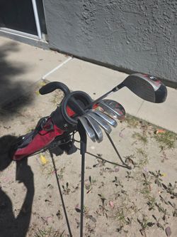 Junior golf clubs