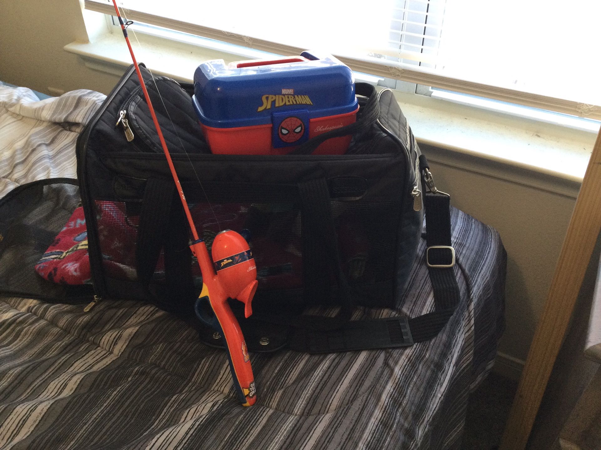 BoysSpider-Man Fishing Rod And Tackle Box 