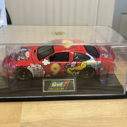 Revell 1998 Ford Taurus Cartoon Network Die Cast 1:24 Scale