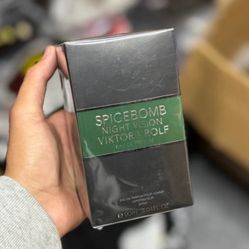 Spice bomb cologne 