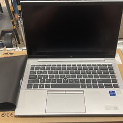 14” Elitebook 840 G8 (NEW OPEN BOX)