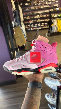 Air Jordan Retro 6 “Awake NY Pink”