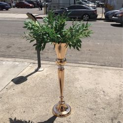 Metal Center Piece Flower Riser