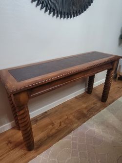 Side table MUST GO