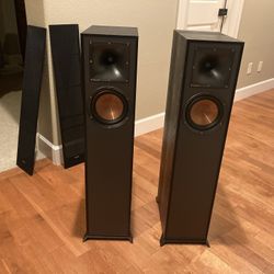 Klipsch Reference R-610F Speakers Like New Condition