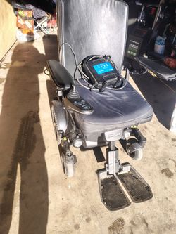 Wheelchair For Sale Electric Wheelchair Works Perfectly It Has A Charger Call Cell (contact info removed) $500