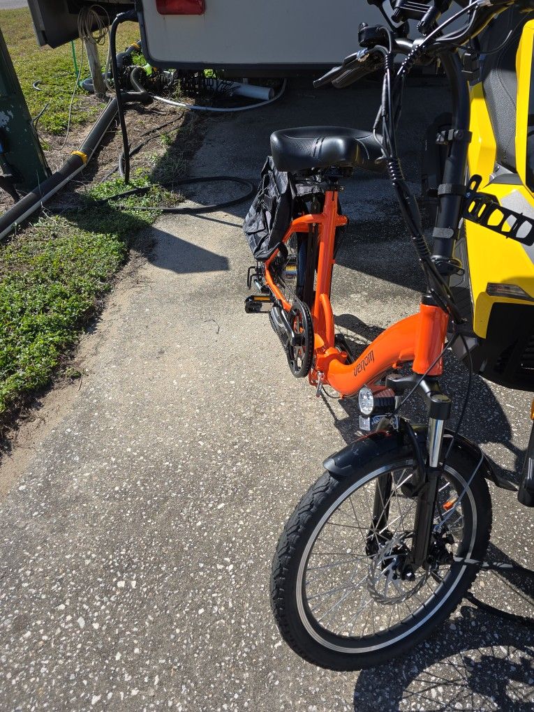 1 Electric Bikes. Foldable