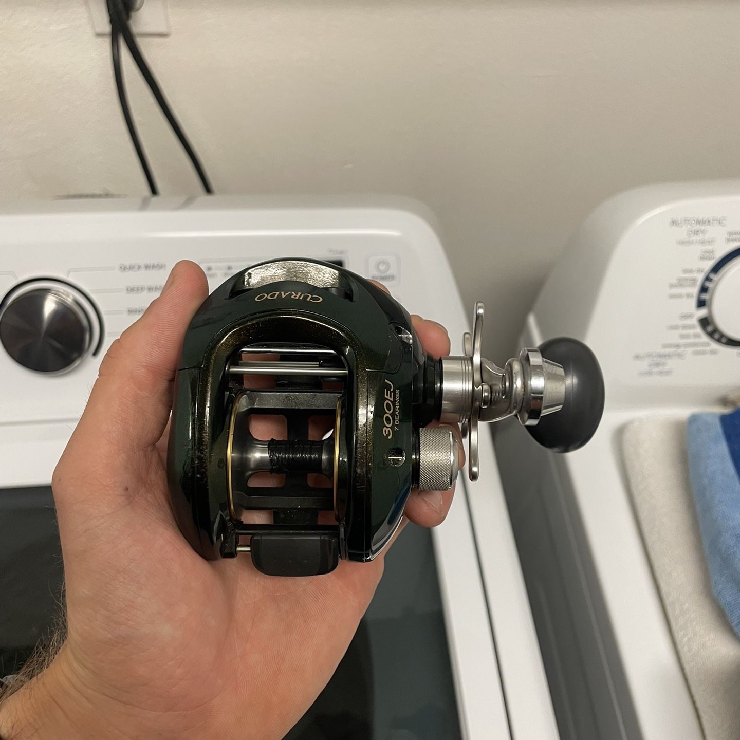 reel shimano curado 300ej 300 K Low Profile Reels (CU301K) Fishing : Sports & Outdoors the Curado 300 features a long handle with wide Shimano Curado 300 K Baitcasting