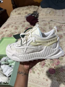 Off White Size 38 Authentic 