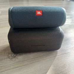 JBL - Flip 5 Portable Bluetooth Speaker 