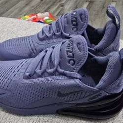 Women's Nike Air Max 270 