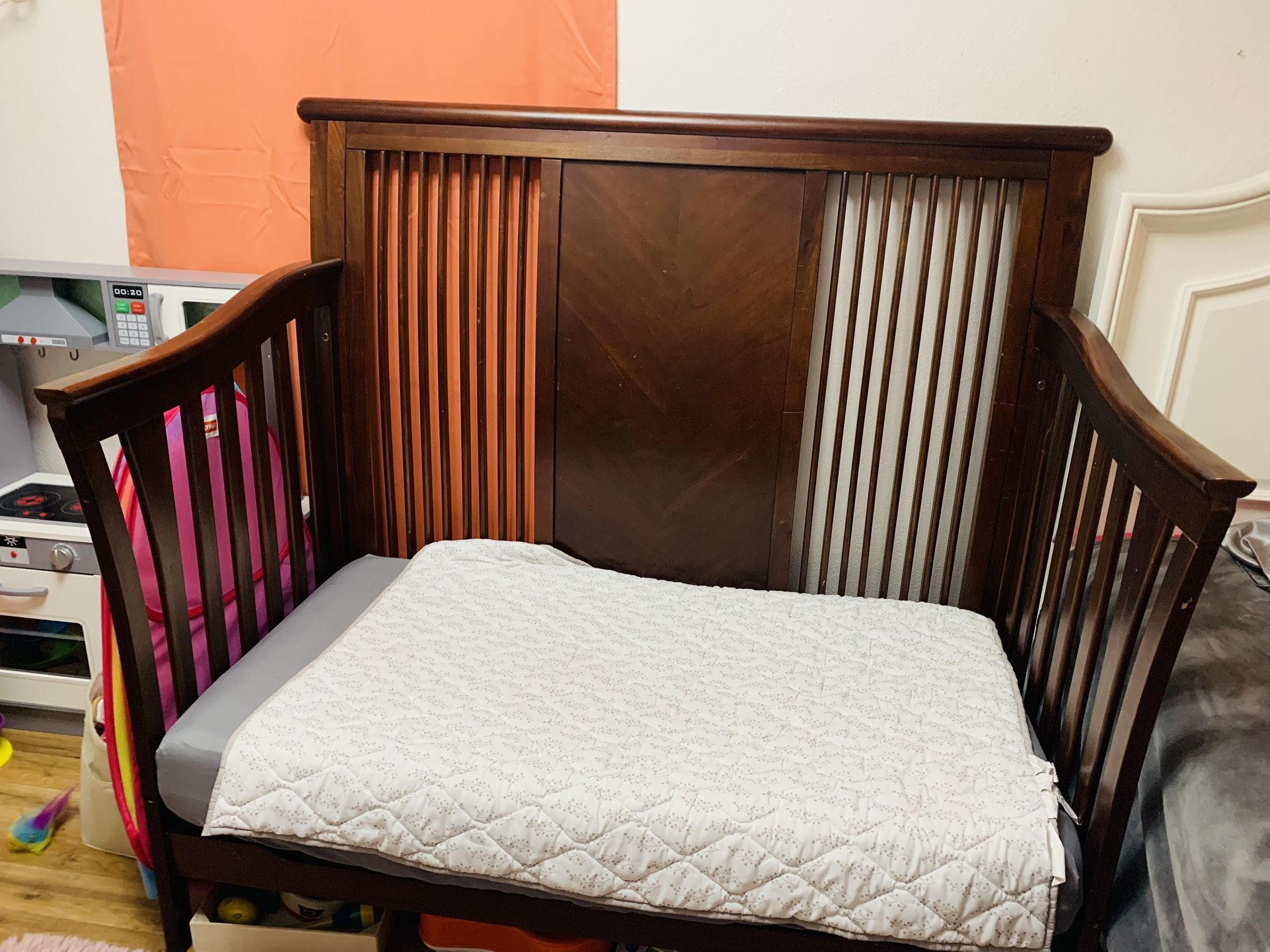 Brown Convertible Crib With Mattress