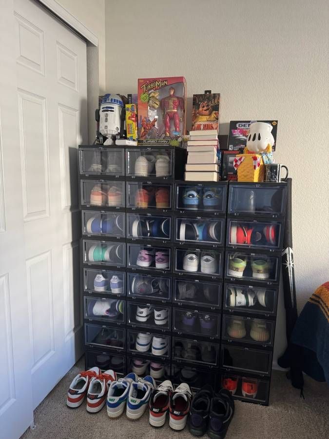 Selling Used Jordan’s/yeezy/new Balance