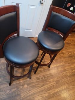 Boraam 29" Augusta Swivel Stool [Cappuccino with Dark Brown Faux Leather]