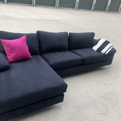 Sectional Black 
