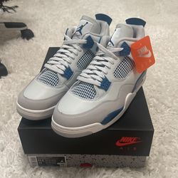 Jordan 4 Military blue Size 11.5 