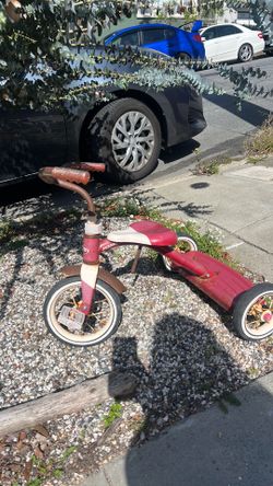 Radio flyer