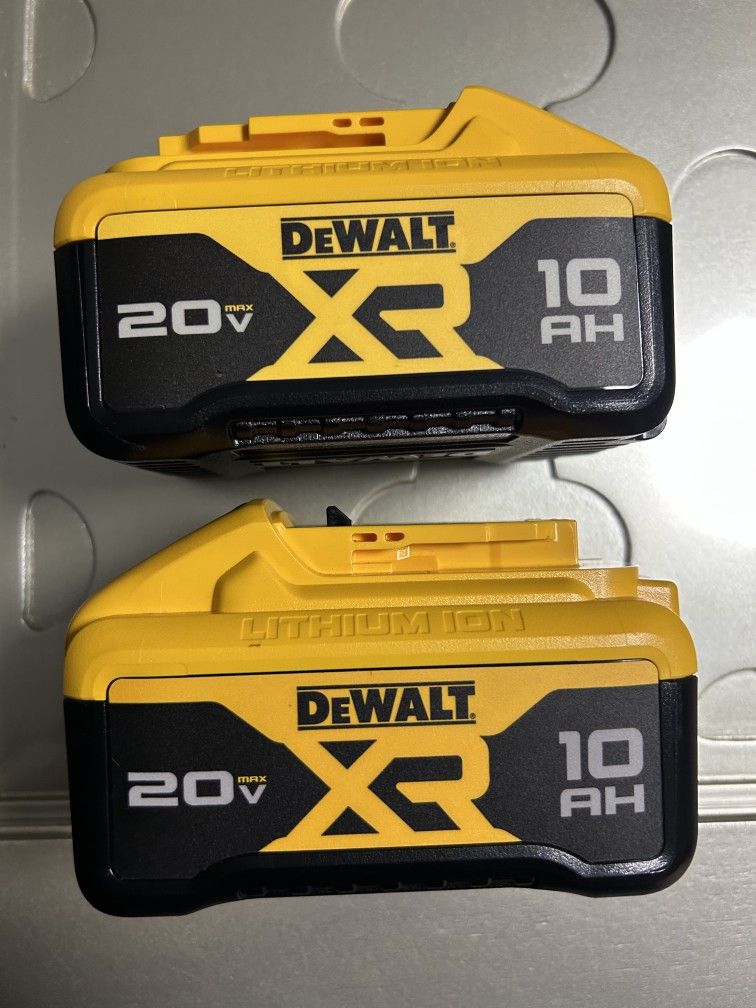 DeWalt DCB210-2 20v 10 Ah Power Tool Battery (2 Pack)