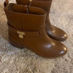 Michael Kors Ankle Boots 8 1/2