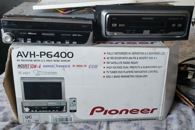 Pioneer AVH-P6400 Radio with Bluetooth Accepting Offers