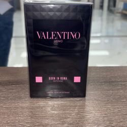 Valentino Uomo Born in Roma Intense 3.4 oz Eau De Parfum Intense