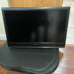 Emerson 32 In  LCD Tv/ Remote