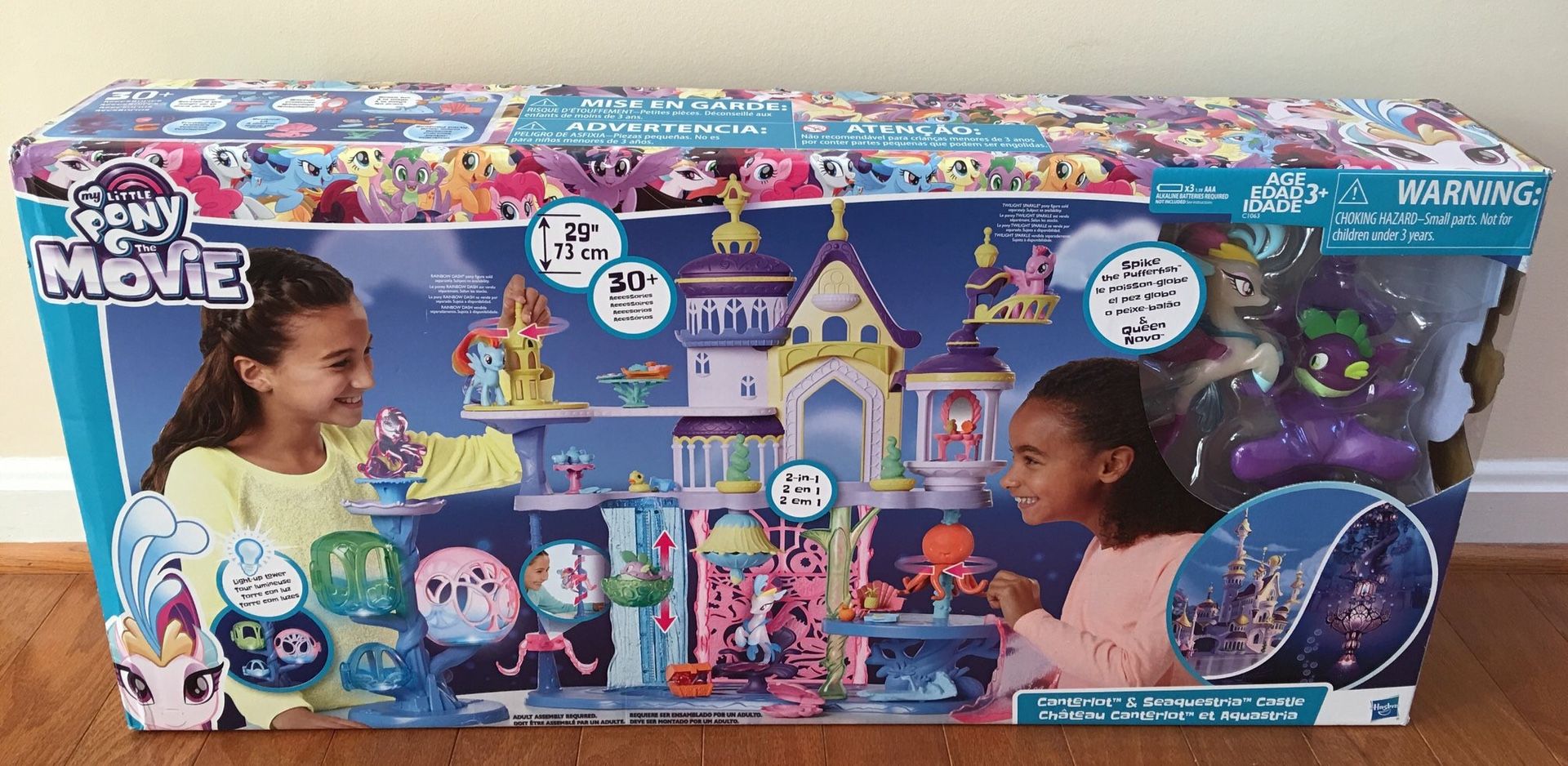 My Little Pony Castle with Light-Up Tower ** New in Box **