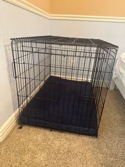 Large Dog Crate-Barely Used