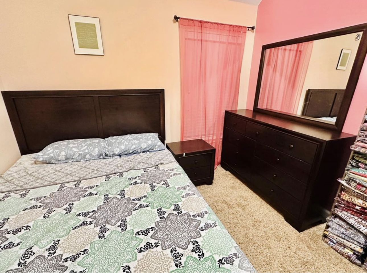 USED - Queen Size Bedroom Set “ 7 pieces “