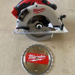Milwaukee M18 Circular Saw 7 1/4” New Tool Only