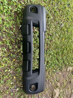 2006 Nissan frontier front bumper