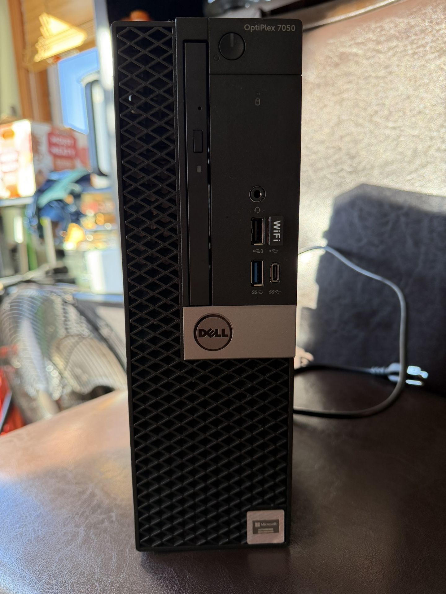 Dell Intel7 32gb Ram/ 954gb Storage