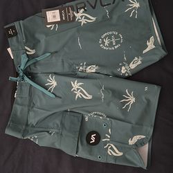 Board shorts -RVCA - new