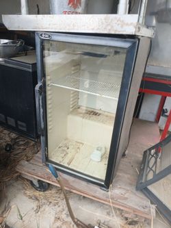 QBD Glass Door Merchandiser Cooler display fridge refrigerator