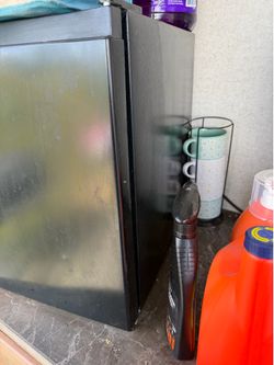 Mini fridge
