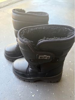 Kids WFS Black Snow Boots - Size 13 (Excellent Condition)