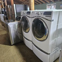 Whirlpool Washer And Dryer Electric 