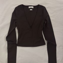 Aritzia Babaton Contour V-Neck Longsleeve